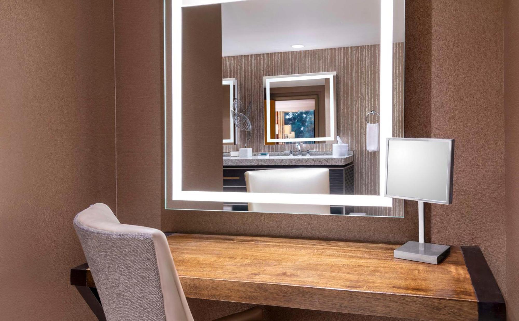 מלון Hilton Orange County/קוסטה מסה מראה חיצוני תמונה