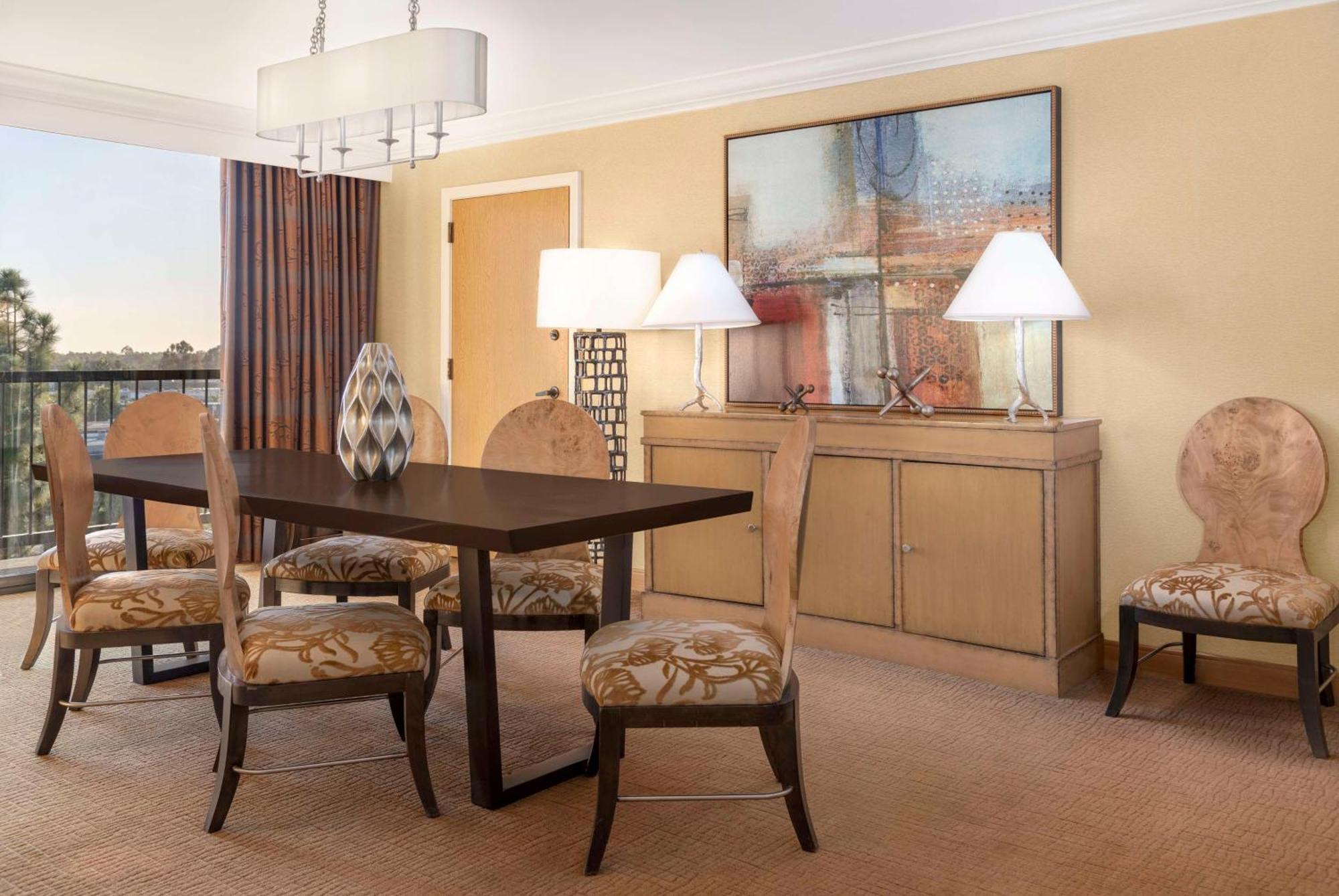 מלון Hilton Orange County/קוסטה מסה מראה חיצוני תמונה