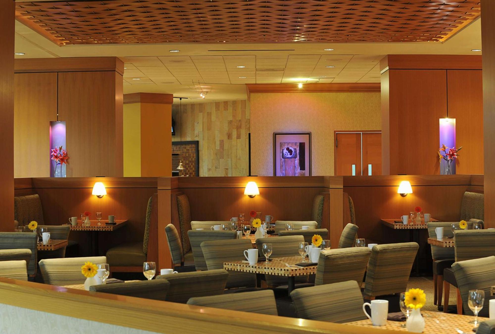 מלון Hilton Orange County/קוסטה מסה מראה חיצוני תמונה