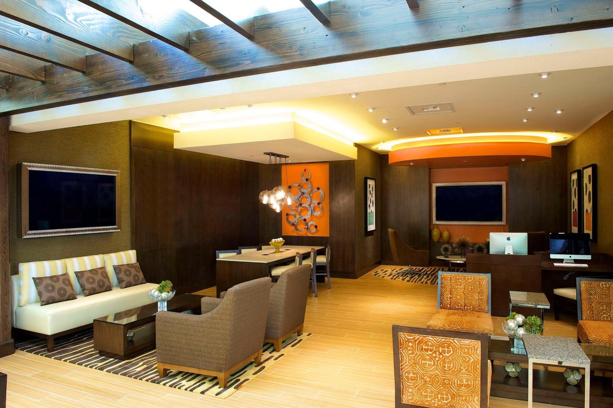 מלון Hilton Orange County/קוסטה מסה מראה חיצוני תמונה